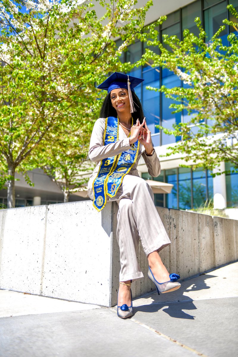 xoxree__'s tweet photo. Blessed, Highly Favored, And Highly Decorated ✨ 12 days until I graduate from the ILLUSTRIOUS North Carolina Agricultural and Technical State University 💙💛 #ncat https://t.co/oUHSXrXxaD