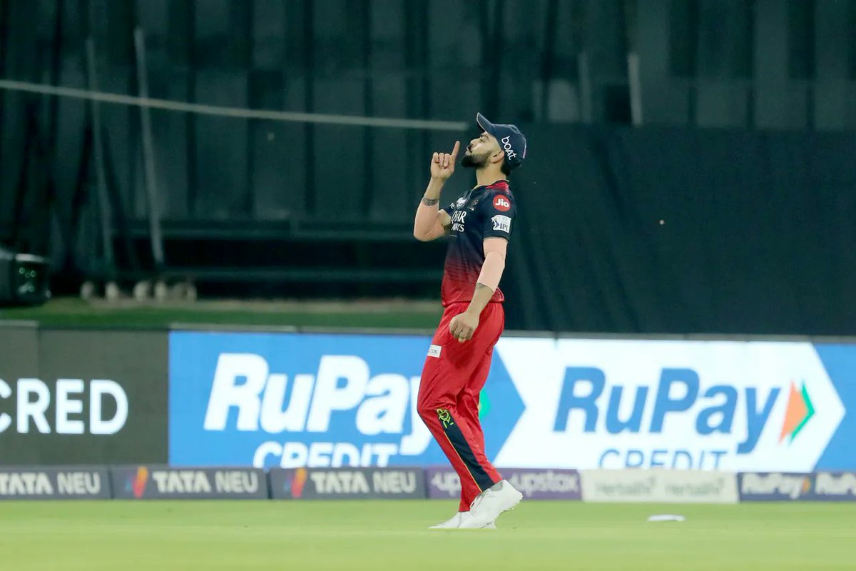 _fans_cricket's tweet photo. THE EMOTIONS OF KING KOHLI.

HE MAKES CRICKET MORE BEAUTIFUL.

#viratkholi #LSGvsRCB #ViratKohli𓃵 https://t.co/PuP3aMnAp8