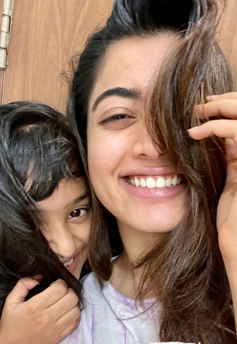 RashmikaFanArmy's tweet photo. Happy Birthday #Shiman 🎂🥳❤
Be Happy and Make everyone else Happy, just like your sister.❤
@iamRashmika please convey our wishes to her 🫶
#HBDShimanMandanna
#HappyBirthdayShiman
#RashmikaMandanna https://t.co/sNDFZ4eqSK