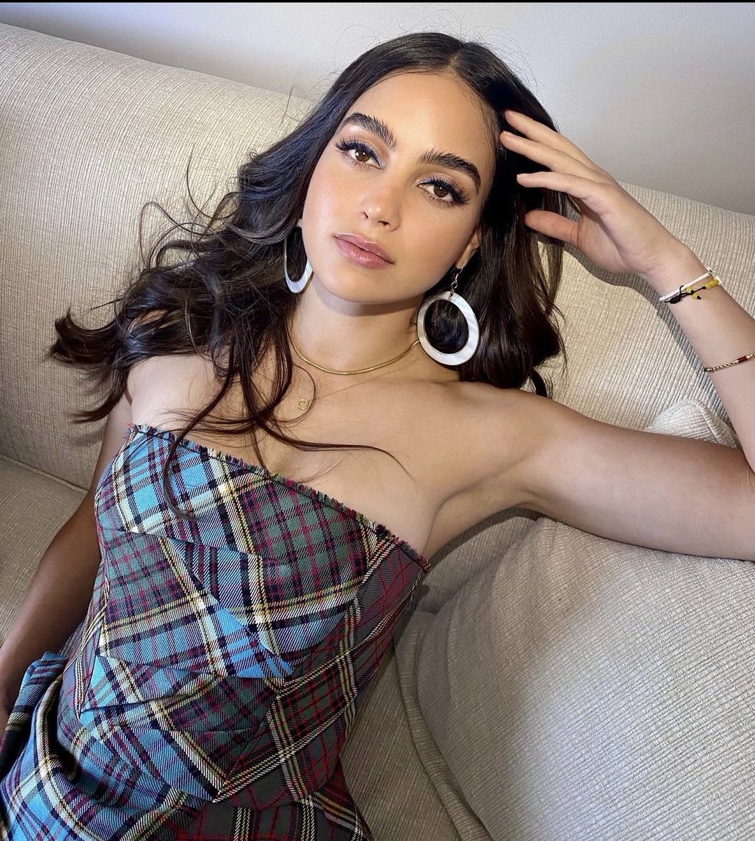 I couldn’t find any good ones so these are what you get 🫶🏼