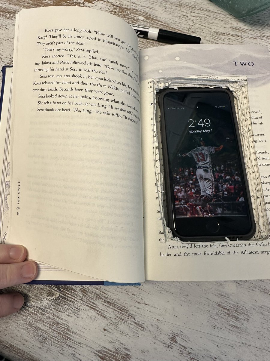Chattajill's tweet photo. That day that the @Braves had a double header (during school hours) and a student had to find a way to keep up with the score! What’s a principal to do? https://t.co/SmZsoj00iX