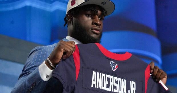 Dutchtown grad Will Anderson Jr. the Early Favorite for Defensive Rookie of the Year bit.ly/3p18ImF