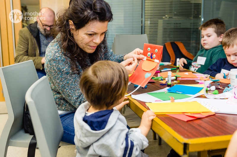 Research shows that children who hear their home language spoken outside of the home develop a stronger sense of self-worth and positive attitudes towards diversity and other cultures.

Read more in this article👇️
mothertongues.ie/2023/04/30/lan…
@dcediy 
#LanguagExplorers #bilingualism