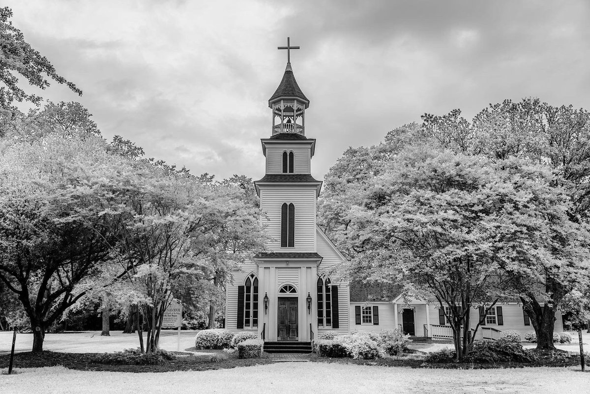 discoverthecarolinas tweet media