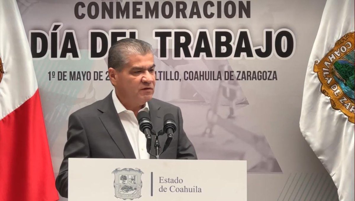 SEFIRC_COAH's tweet photo. Desde Palacio de Gobierno la secretaria Tessy Guajardo acompañó al Gobernador @mrikelme al Evento de Conmemoración del Día del Trabajo 2023. https://t.co/YbgFZztYgR