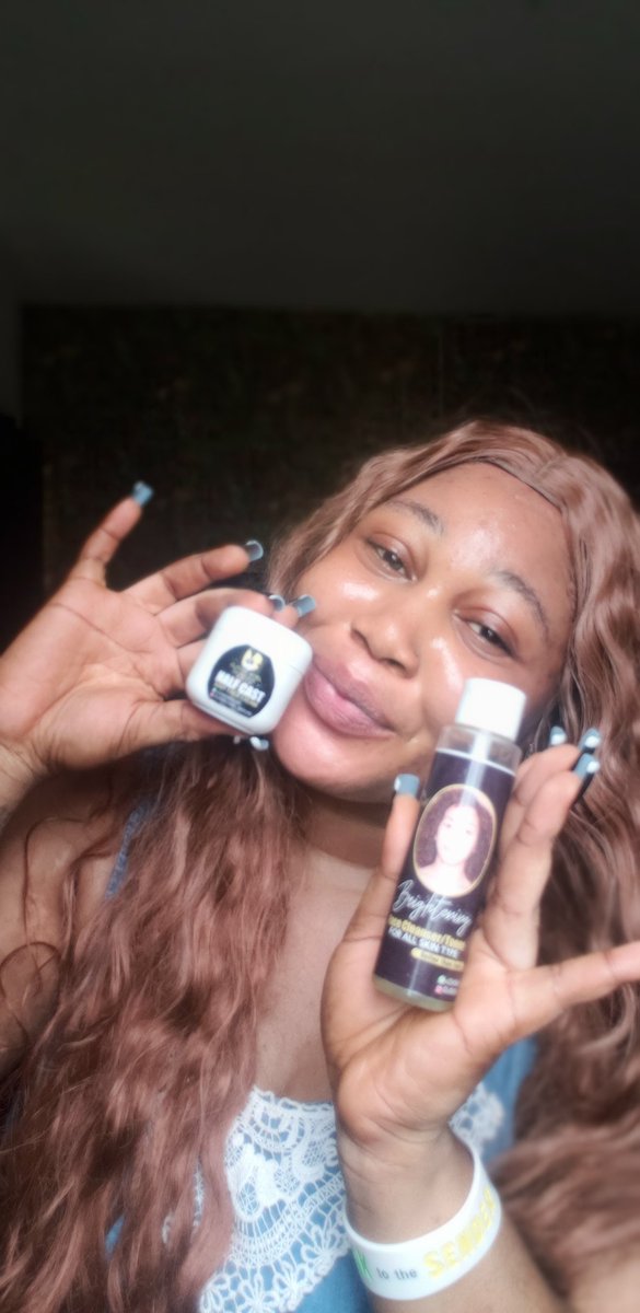 CLASSICMIREL's tweet photo. A clear skin...... only Classicmirel_skincare can do that. #mirrel #classicmirelskincare #skincare https://t.co/jTdM2Dr8YW