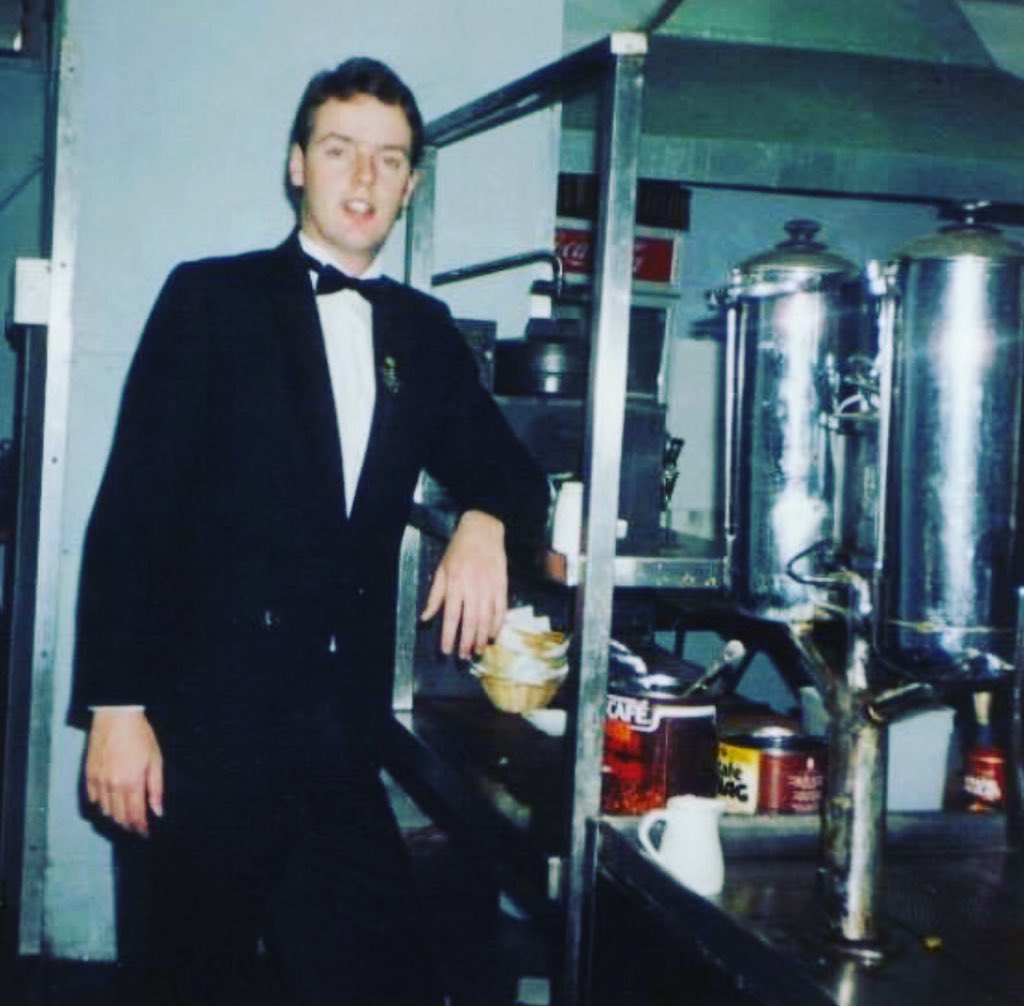 bobbybowe66's tweet photo. This Day 36 years ago I started in @AshfordCastle the 1st of May has always been a #BigDay for me ever Since It’s definitely going to be a Good Book &amp; a Great Movie I am going to get @Iam_liamneeson to play me our Mothers we’re in School together 🏰☘️❤️🏀😎 https://t.co/RetlZJ5qwg