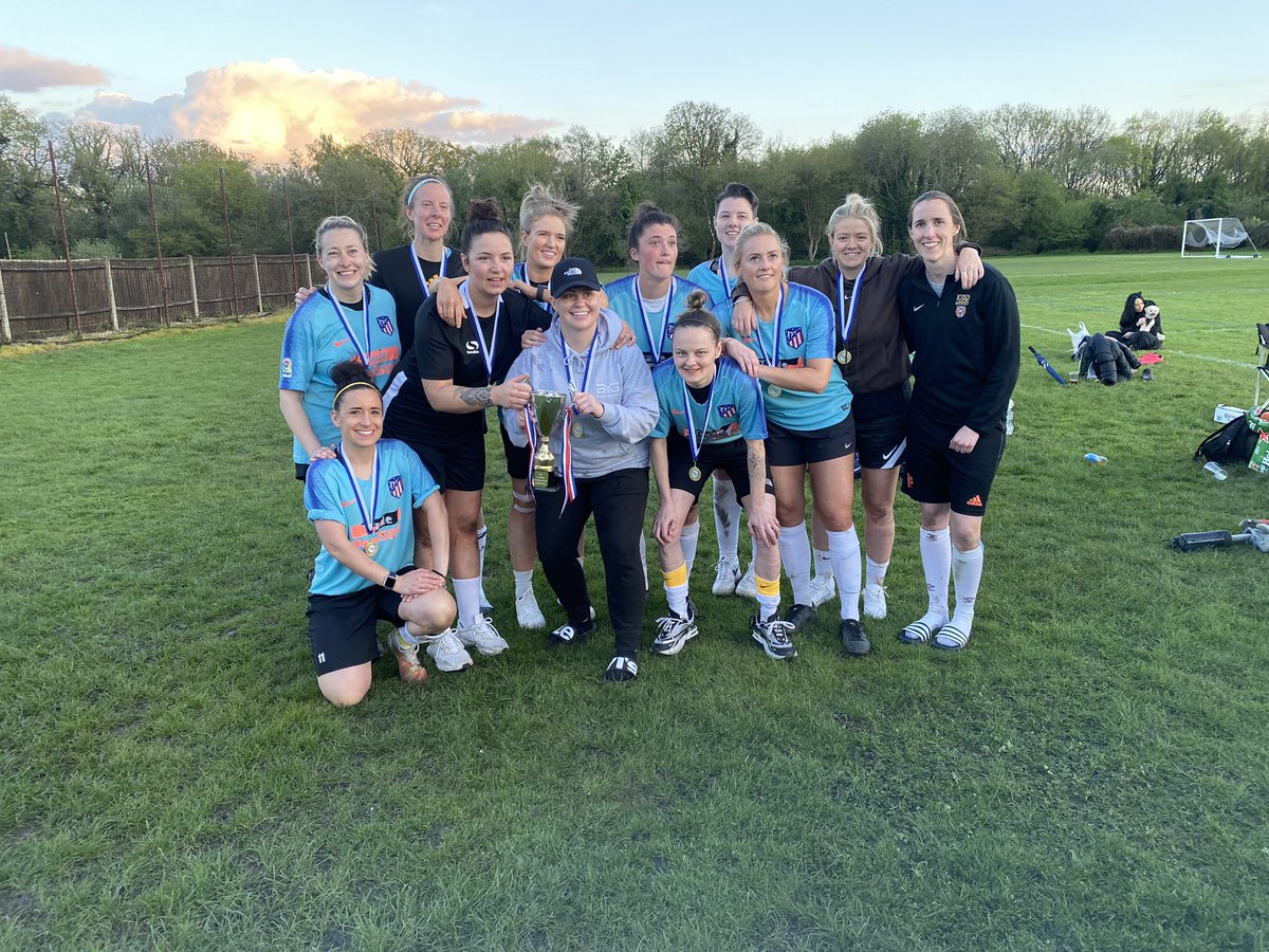mutch_emma's tweet photo. Team lloyd winning the IGF tourney .. happy bank holiday 🫡⚽️🫶🏼#teamlloyd https://t.co/TyksXlyQpw