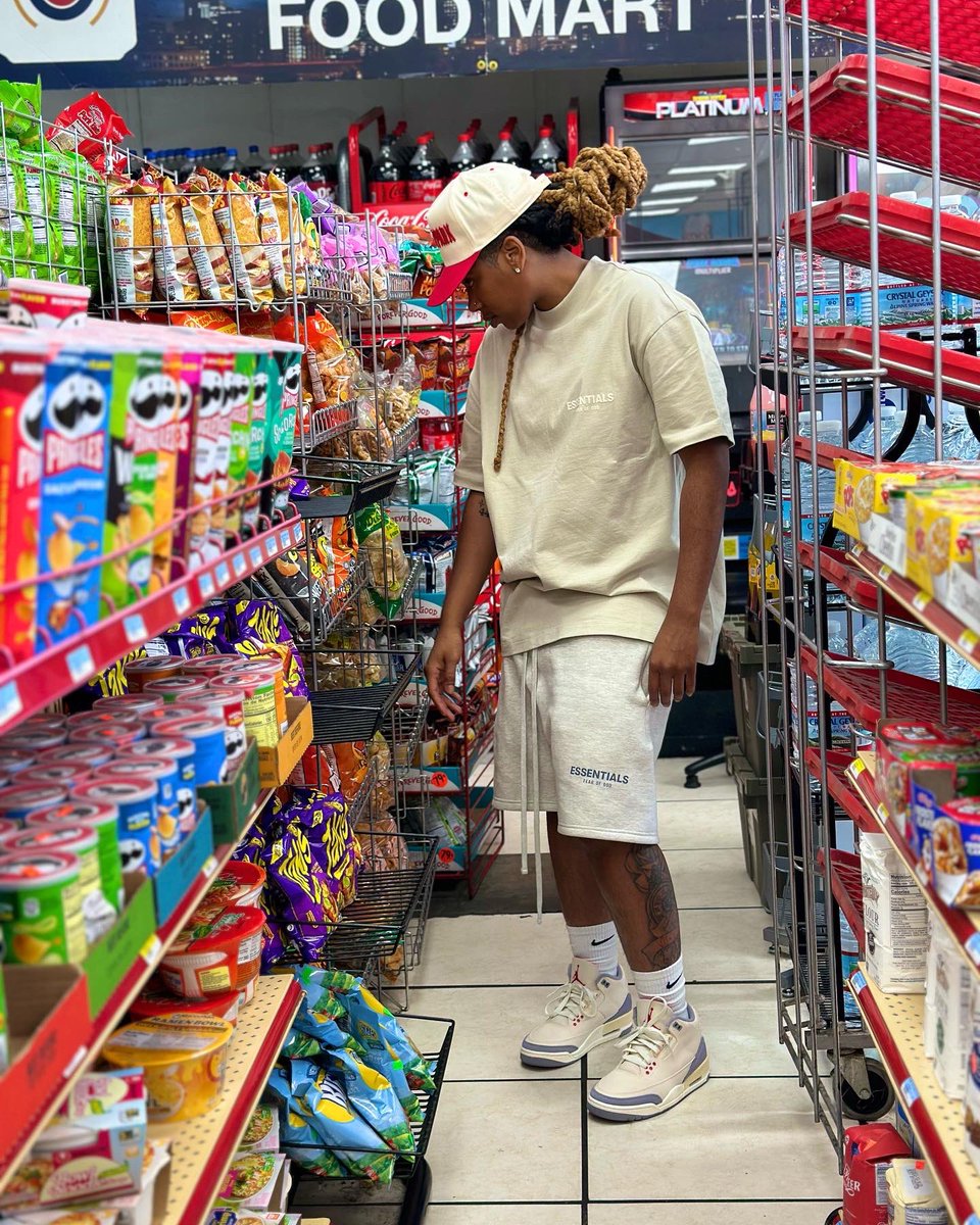 YaniBFly's tweet photo. If Ion Do Nun Else Ima Run It Up🏃‍♂️
Pick Yo Fav 🥶 https://t.co/9mxdBNHSfY