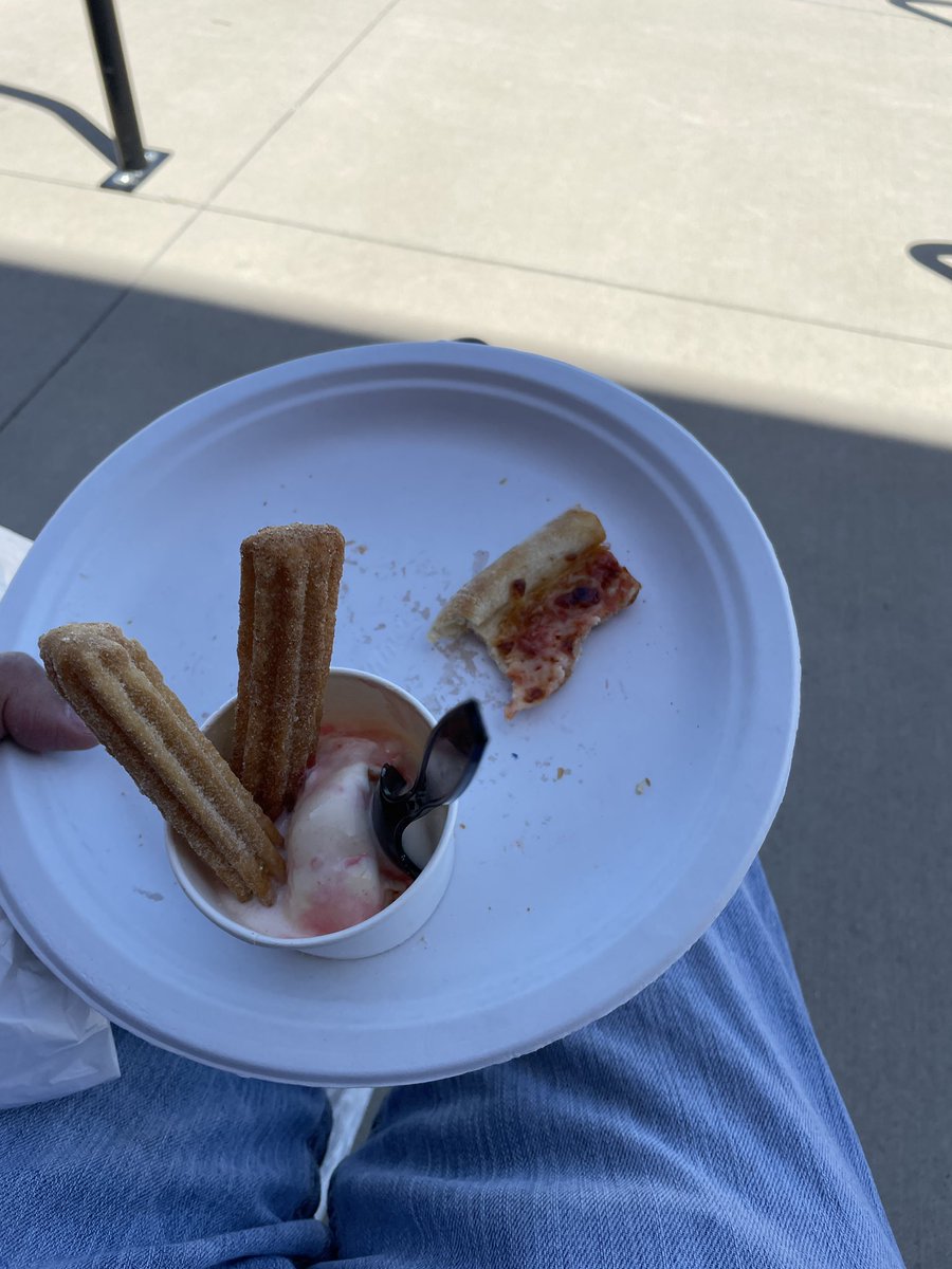 Gabriel Berumen (@berumen_ams) on Twitter photo Thank you <a href="/LeoAdamsMS/">Leo Adams MS</a> PTSA for the Churros and <a href="/PizzaBistroATX/">The Pizza Bistro</a> for the pizza!! We have the best supporters! Thank you <a href="/LeoAdamsMS/">Leo Adams MS</a> PTSA for the Churros and <a href="/PizzaBistroATX/">The Pizza Bistro</a> for the pizza!! We have the best supporters!