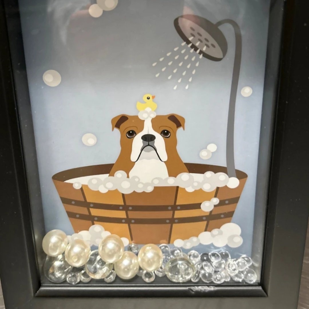 LeeArthaus's tweet photo. How cute is this? Donna put some glass circles to mimic bubbles on the bottom of the wooden tub. Love it 😍 🐶!

https://t.co/ec8JdwVEi6

#englishbulldog #dog #etsy #etsyshop  #dogtakingbath  #shopsmall #doglove #englishbulldogs #dogart #art #digitalart #cutepup https://t.co/Cebc0HOv01