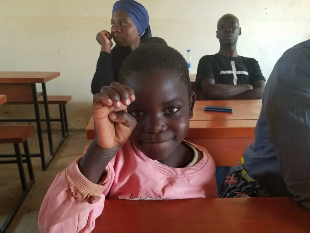This #DeafAwarenessWeek we're highlighting the amazing #deafchildren we work with in #Malawi & #Uganda like this young girl who is learning to sign ‘E’ in #AmericanSignLanguage 

#deafawarenessweek2023 #inclusion #deafcommunity #signlanguage #deafawareness