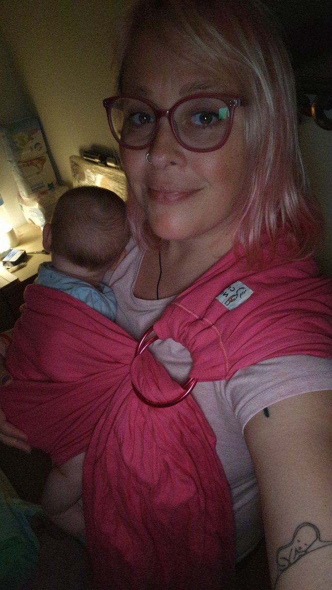 Sorry si no he hecho mención al día del trabajo, es que me ha tocado currar. #maternaresuntrabajo