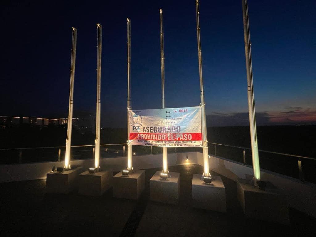 NelliMartinez5's tweet photo. Me entero que el Hotel #HeavenRivieraCancun en el que me hospedo es de una cadena Española. Es una pena que las órdenes de nuestras autoridades mexicanas, sean burladas por los extranjeros con tanta facilidad #MeSientoFrustrada @FGEQuintanaRoo  @Noticaribe @SedeturQROO https://t.co/67tvVxc9yz