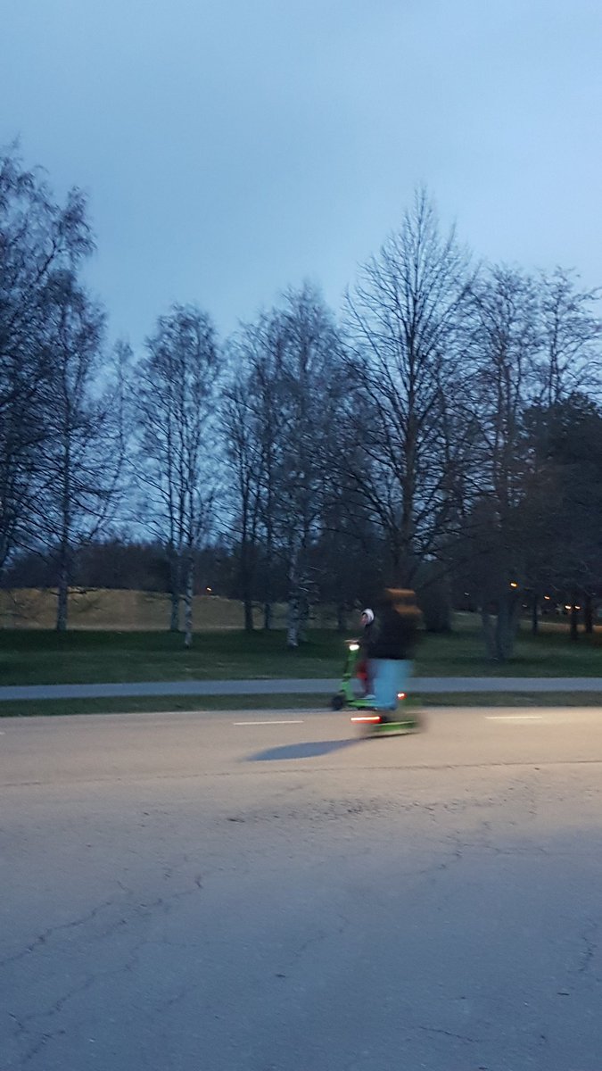 Meant to be a night walk ended up being a night scooter around the park. May have been some falls but so many laughs. <a href="/gifhe/">Grimsby Institute</a> <a href="/EUErasmusPlus/">Erasmus+</a> #Erasmus23