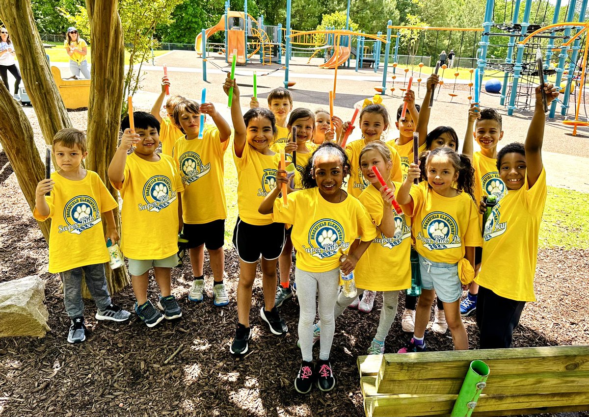 HelmsFirstGrade tweet media