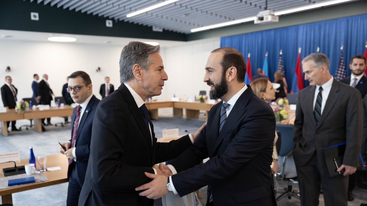 SecBlinken's tweet photo. Hosting peace talks this week with Foreign Minister @AraratMirzoyan and Foreign Minister @Bayramov_Jeyhun at our new facility at the George P. Schultz National Foreign Affairs Training Center. Dialogue is key to reaching a lasting peace in the South Caucasus region. https://t.co/LGYEkcq3ig