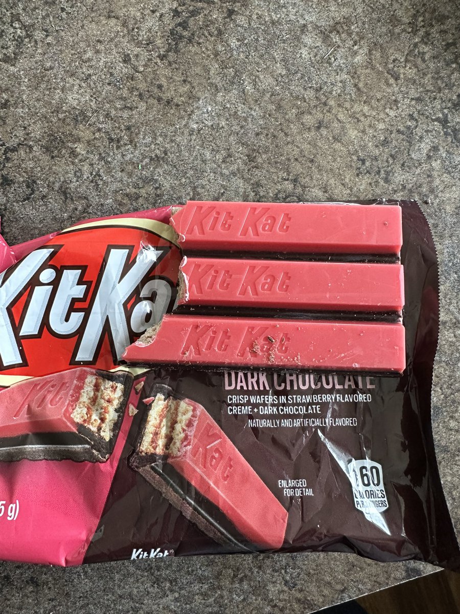 stevemittz's tweet photo. It’s been a very stressful day but oh my what have I done ?!? Who eats a Kit Kat like this ?? #imamonster https://t.co/bspcVZWXC8
