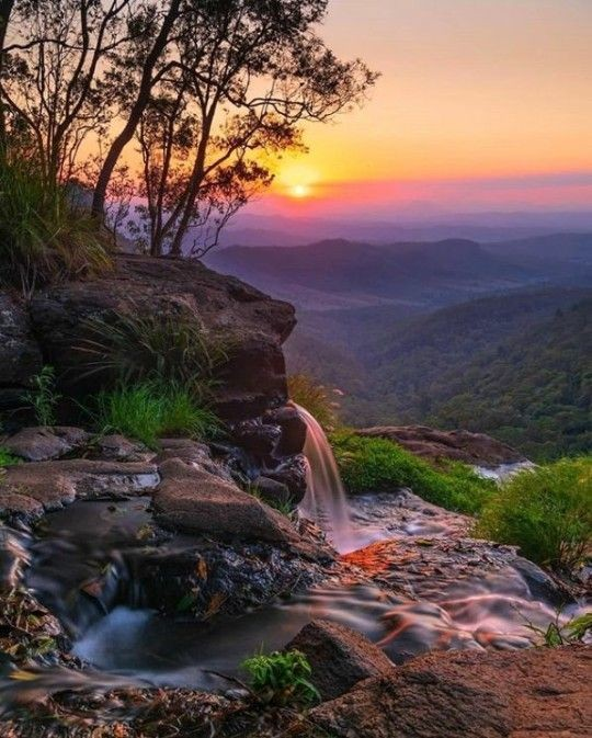 Colorful sunrise in the mountains
#nature