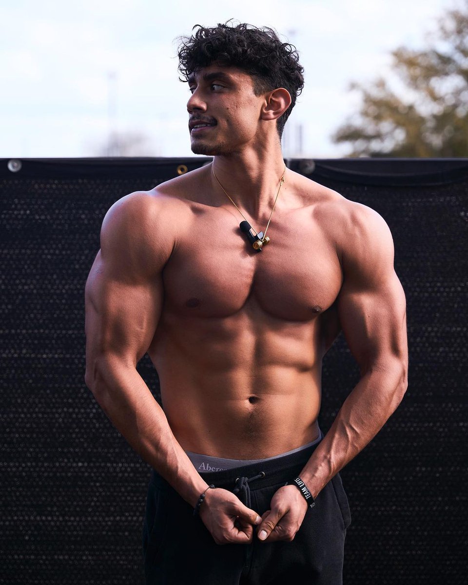 Musclemania tweet media