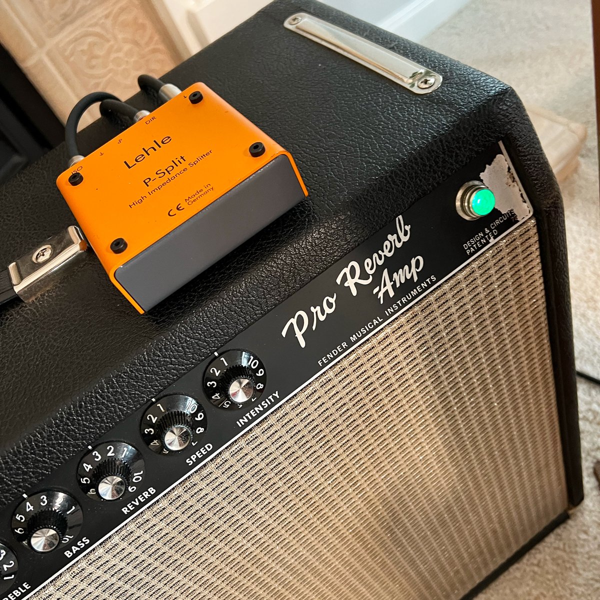 TomoJustFunky's tweet image. 1965 Fender Pro Reverb
#guitar #fender #Fenderamp #ProReverb #guitarist #fenderproreverb #tomofujita #lehle #psplit #guitars 
#guitargear #guitarwisdom