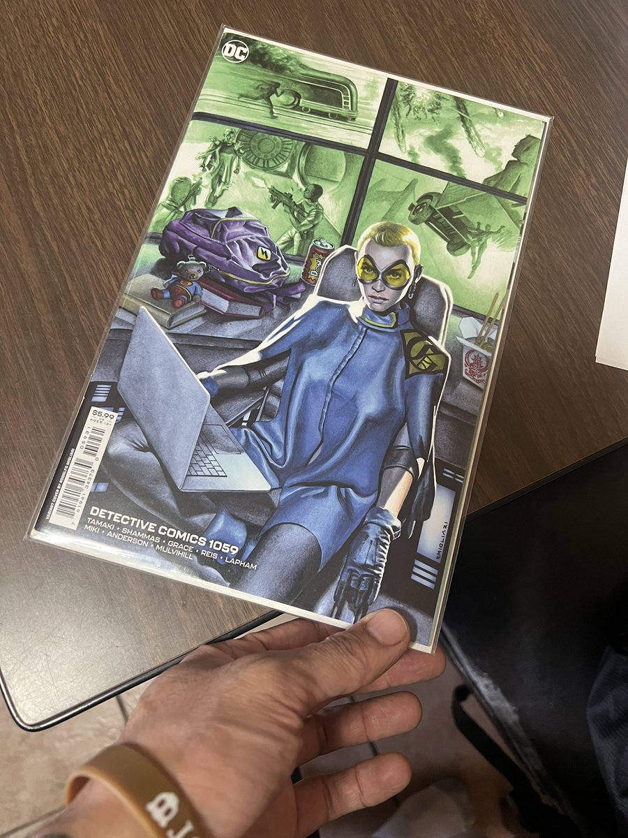 bry41178's tweet photo. my first comic book purchase 🔥 thx to da fam in the Batcave @batcowls #turntout 😂 https://t.co/trYzvMWf2t