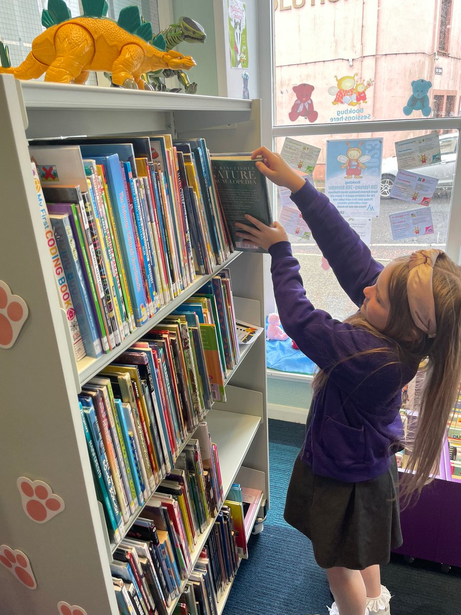 st_palladius_pr's tweet photo. P5 enjoyed their first session @dalrylib last week  and have each borrowed a book to read in school. We are very lucky to have this fab resource so close by! See you next time! #maketimeforreading #partnerships #community @nac_ers https://t.co/c97UHPykUj