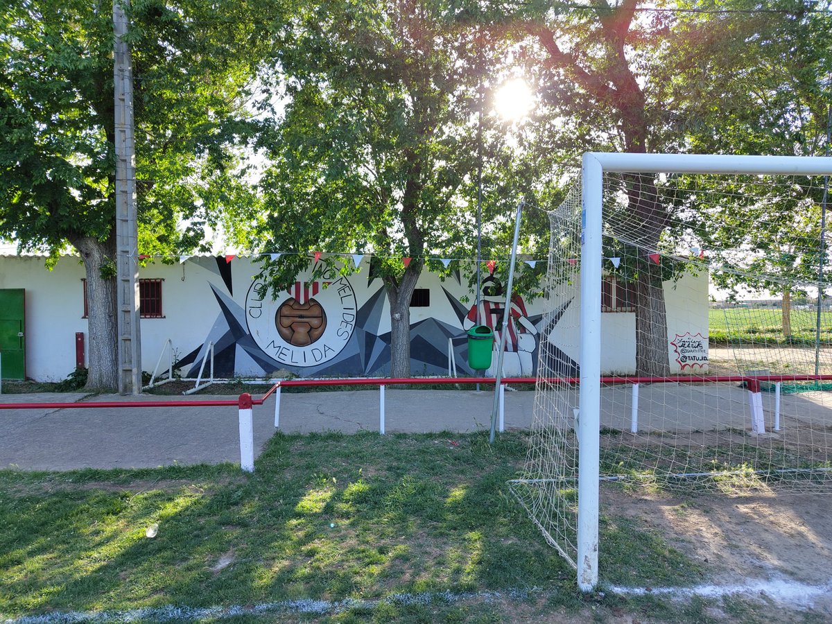 Final de temporada en Mélida.
<a href="/SportingMelides/">C.D. Sporting Melidés</a> 3 - 3 Azkarrena
Agradecer a aficionados, jugadores, cuerpo técnico y directiva el esfuerzo y apoyo durante toda la temporada!!!
Nos vemos la temporada que viene.
¡¡¡Aupa Sporting!!!