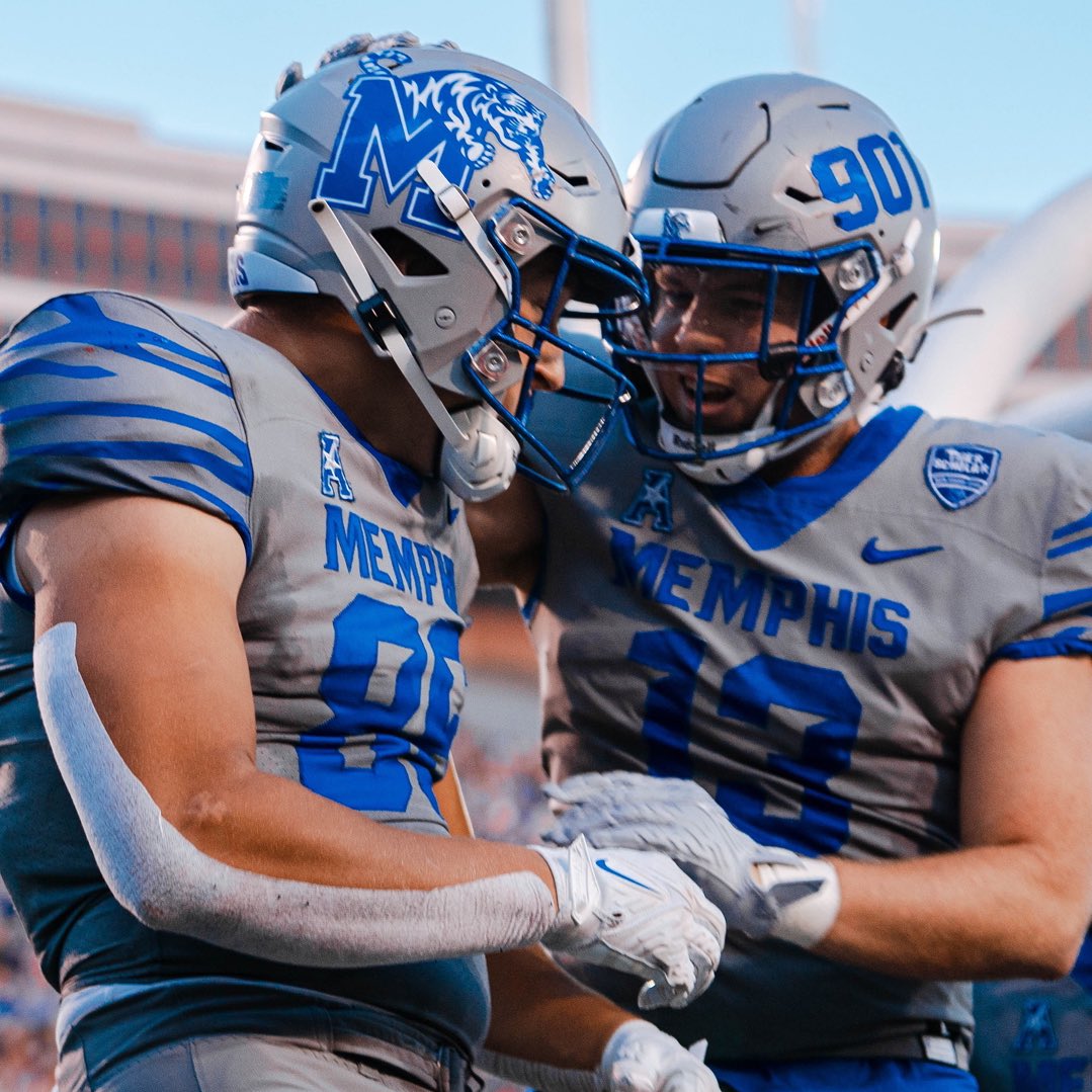 Expo Recruits tweet media