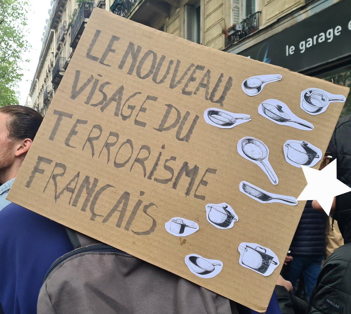 Bonsoir. Je vous partage quelques pepites de la #Manif1erMai parisienne