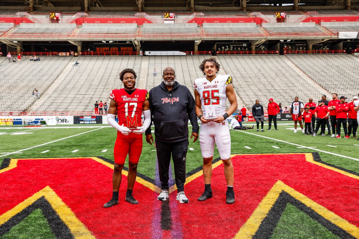 TerpsFootball's tweet photo. Larry Webster Community Service Award: @_BigTime0, @robertosmity13, Quashon Fuller
Rick Badanjek Most Improved Freshman Award: @LionellWhitaker, @espn_preston
Todd Wike Offensive Lineman Award: @Drglazejr, @ESPN_Woody

More: https://t.co/GhesFkxGF9 https://t.co/TUmWm7OcfF
