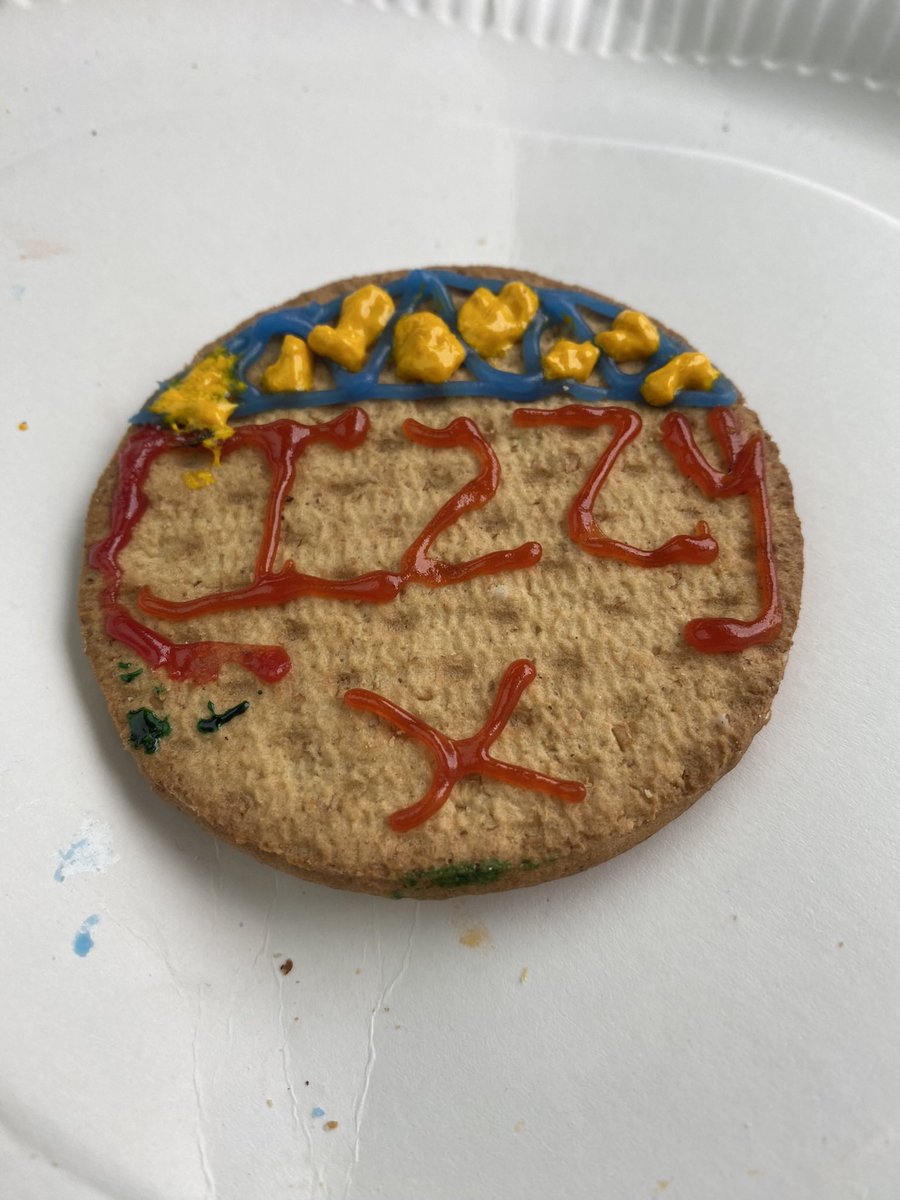 LizzyShaw97's tweet image. Lovely unexpected gift from a child in my group! Lovely to see all the teaching on sharing kindness with others sink in deep and appear in unexpected ways. @redballoonfam @StJohnsLoughton