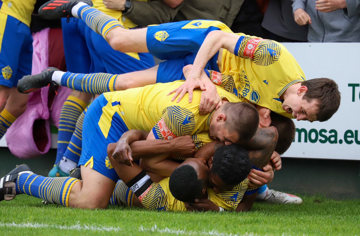 Warrington Town FC tweet media