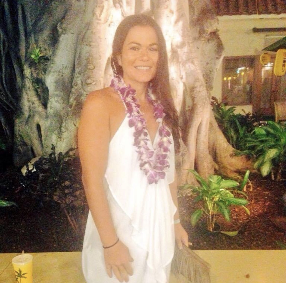 jennytherapy's tweet photo. aloha. happy lei day hawaii 💜 

#may1st 
#aloha 
#leiday 
#🌸 https://t.co/d5s3l0N6PD