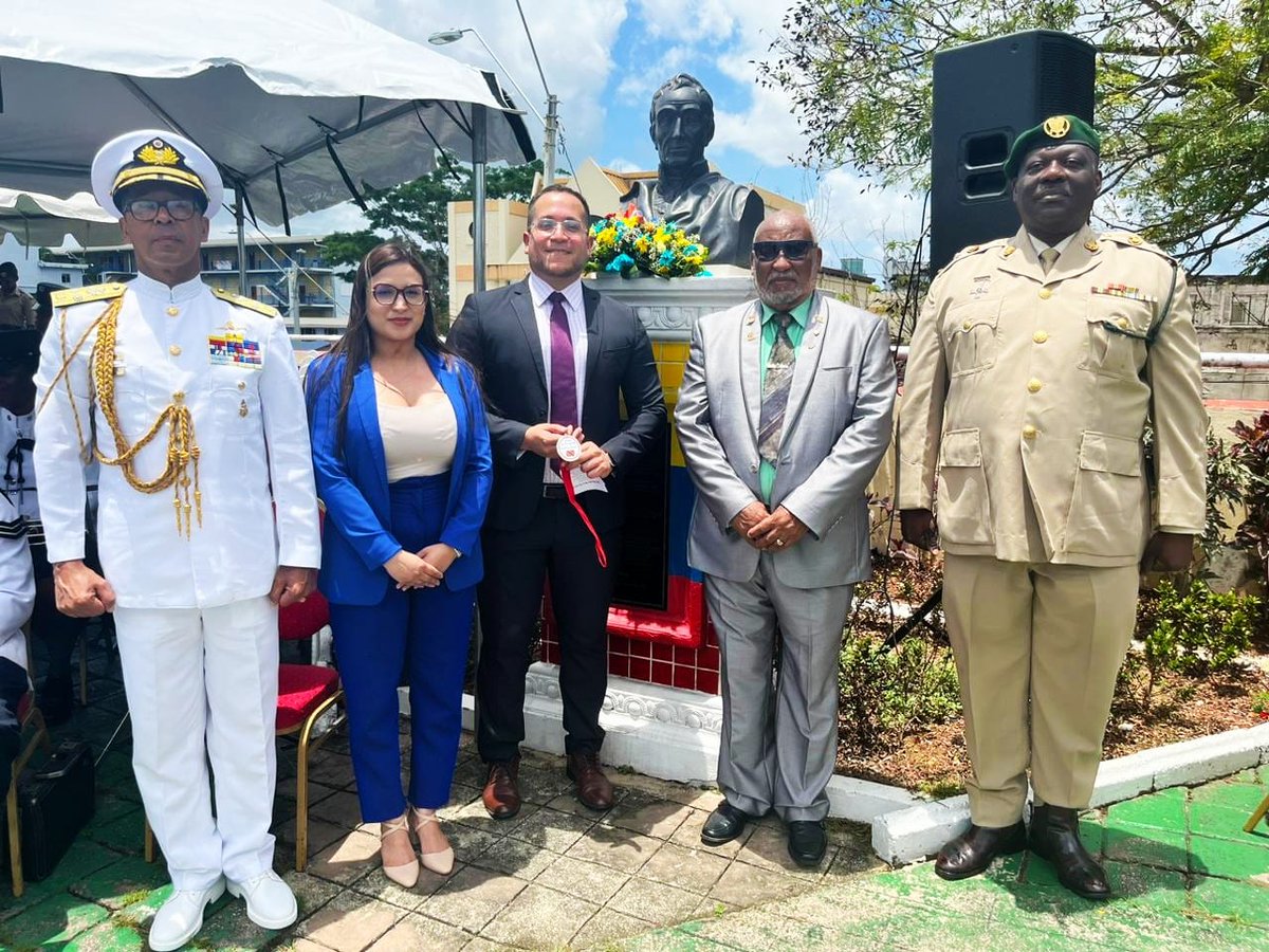 embTT_ve's tweet photo. To pay tribute to the memory of Dr. Eric Willams, Father of the Nation #TrinidadandTobago, staff from the #Venezuela Emb attended the 42 Anniversary Wreath Laying Ceremony at the Harris Promenade #SanFernando organized by Mr. Reginald Vidal, Chairman of the Eric Williams M. Cmtt https://t.co/VTp45CPGuX