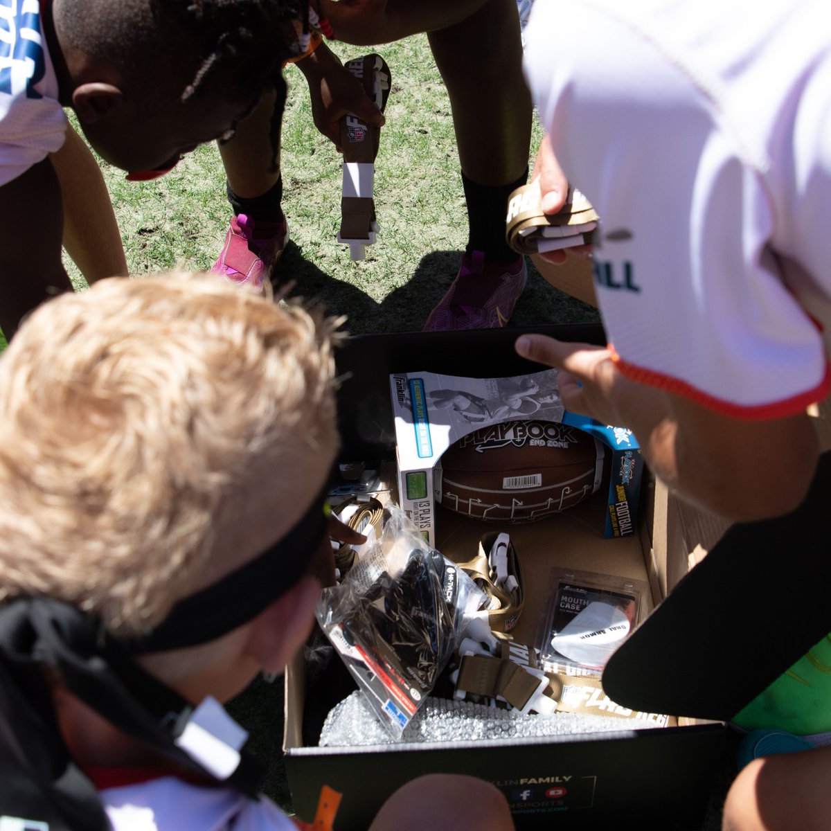 NFL FLAG tweet media