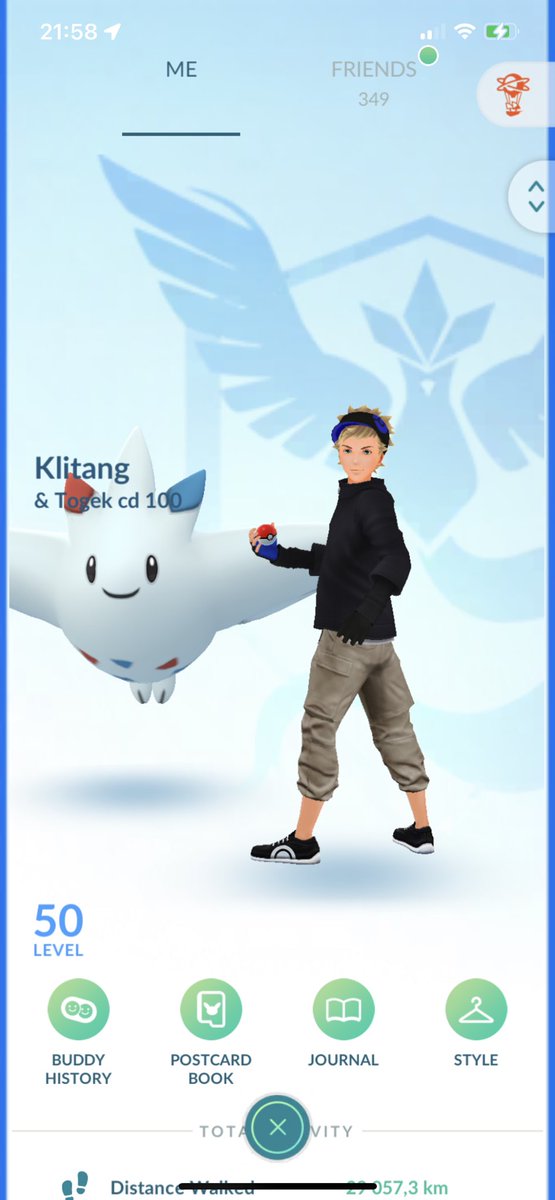 Need 25 new friends that Are raiding  and opening gifts every day😀pls send me a notice if you want to be friends😀