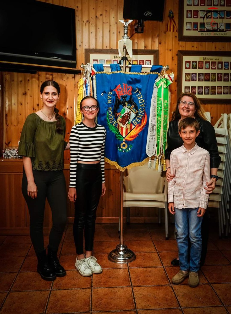 FallaBSR's tweet photo. Ya tenim els representants per a les #Falles2024. Enhorabona a: Sara Agusti, Fallera Major; Natalia Malagón, Fallera Major Infantil y Carlos Cuallado, President Infantil
#FallaBSR #JuntsMolemMes https://t.co/amUB7kjXmZ