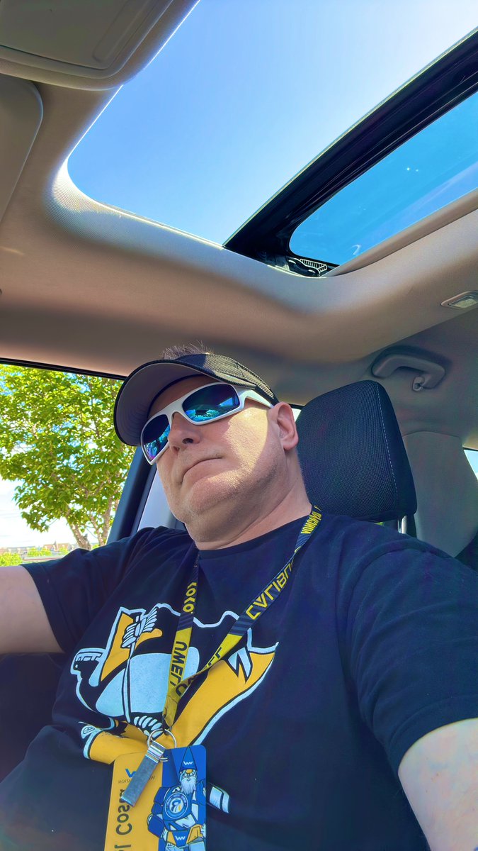 JustUrAvgFlyGuy's tweet photo. On my way to get some lunch before I get to go help some homeowners with their windows 🪟 &amp; door 🚪 project 
#WindowNation >>>> https://t.co/IeqpFKFXWk