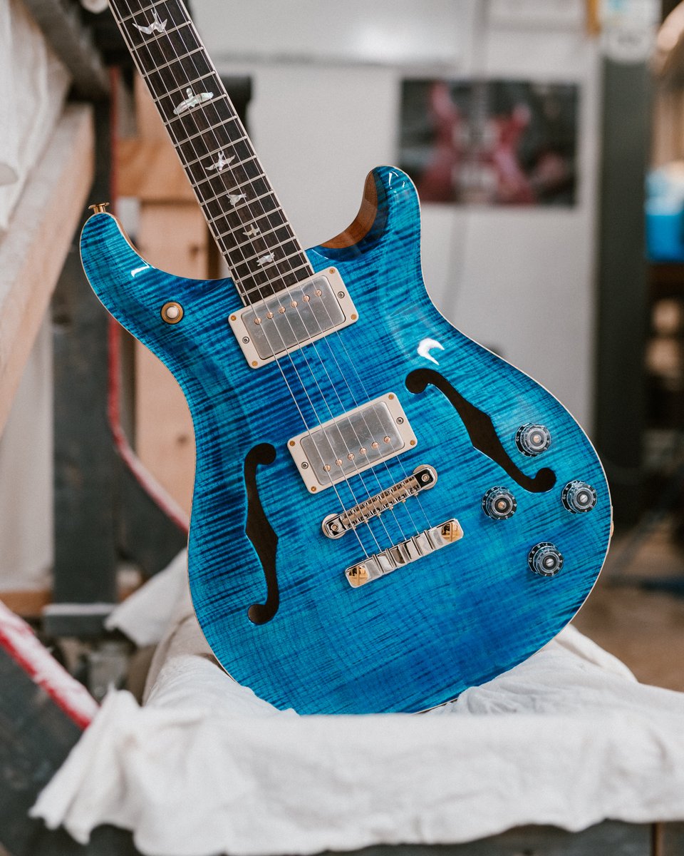 PRS Guitars tweet media