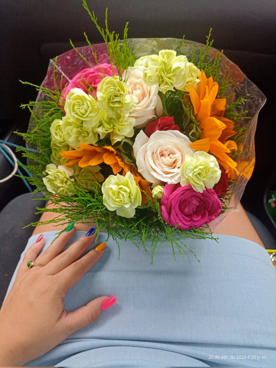 AdaGirn's tweet photo. 🥰 https://t.co/tqSrbVvQP8