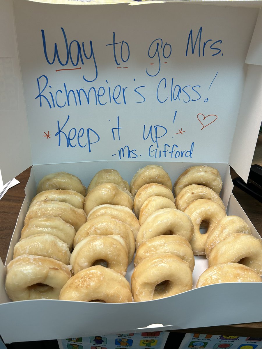 Mrs. Gifford tweet media