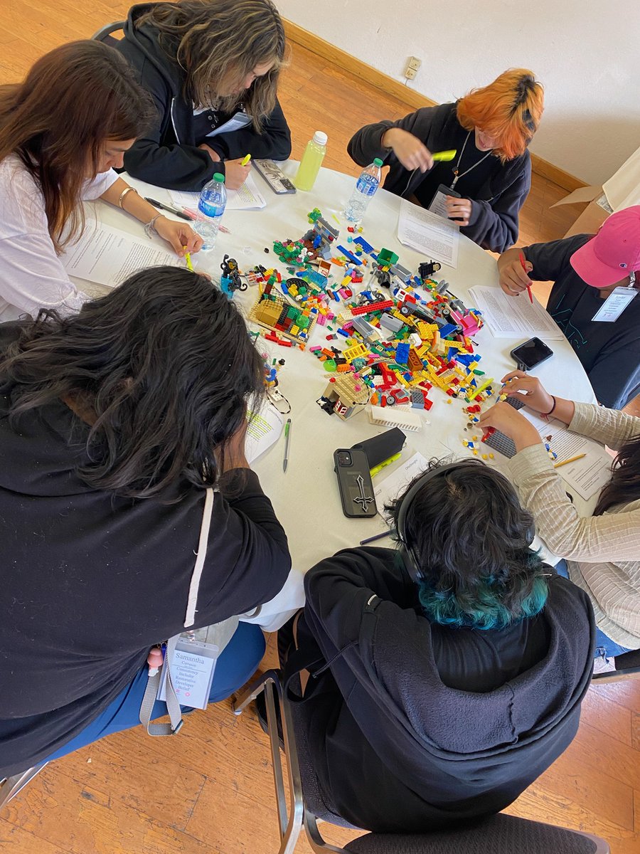 Our AVHS and <a href="/mgm_leadership/">Major General Murray High School</a> students had a great time at the SDCOE LEGO Leadership Conference in Marina Village on Friday. They represented our schools well and showed their Bulldog and Tiger pride! Way to go!