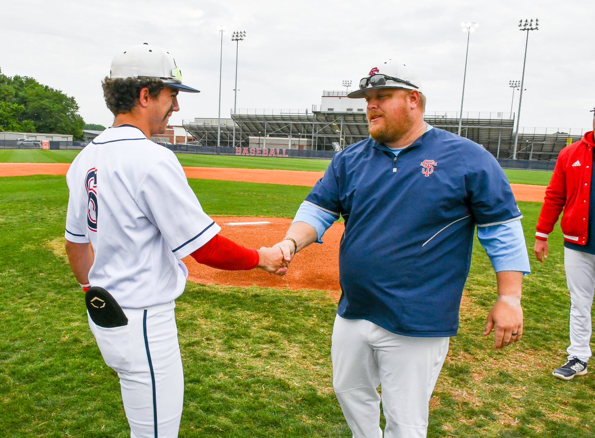 ECSD_SC's tweet photo. Here are a few of our images from @STRebelBaseball Senior Night which have been posted in an album on our Facebook page!
Congratulations seniors!
#RelentlessRebels
#PCCW
#RyanStrong https://t.co/pphqYzFnEf