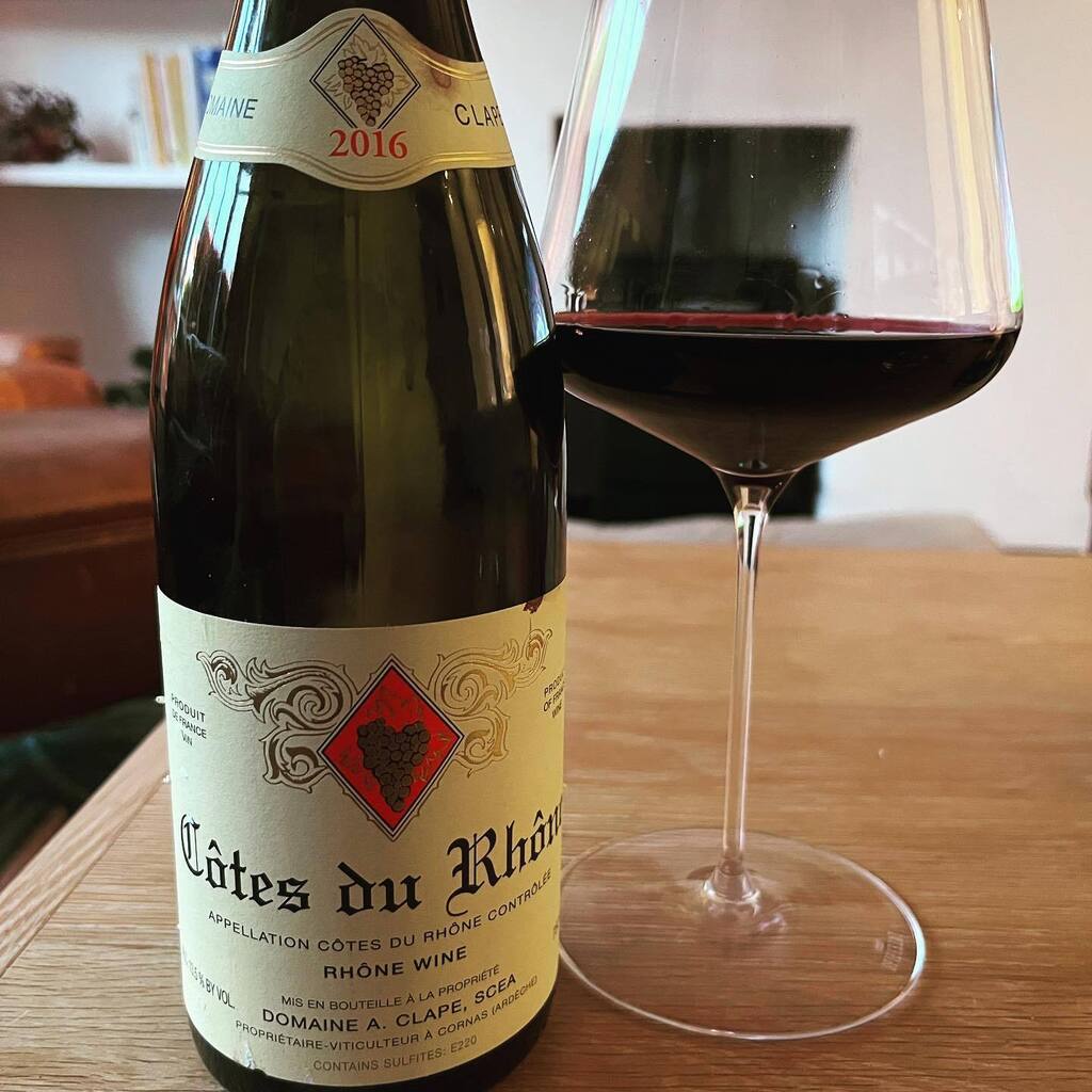 wineloon tweet media