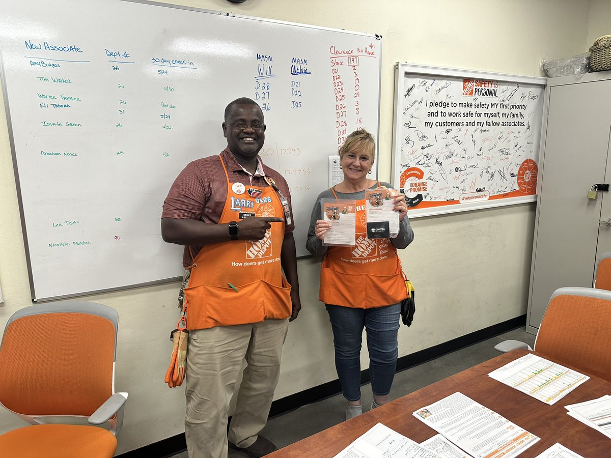 Larry D ONeal (@ldoneal42) on Twitter photo 0126 recognizing our awesome ASDS Andrea as DH of the Month and Bravo winner!!! <a href="/SharptonDavid/">David Sharpton</a> <a href="/thdtunya/">Tunya Williams</a> 0126 recognizing our awesome ASDS Andrea as DH of the Month and Bravo winner!!! <a href="/SharptonDavid/">David Sharpton</a> <a href="/thdtunya/">Tunya Williams</a>