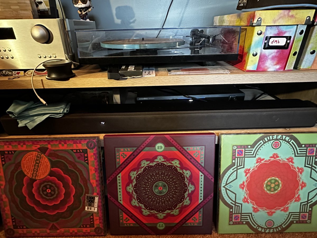 Starting this journey, from beginning to end… #TheTrilogy #GratefulDead @GratefulDead @lemieuxdavid #vinylcollection #vinyladdict #vinylrecords