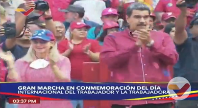 Der_TBS's tweet photo. No hubo aumento de salario, aumentarán el cesta ticket a 40$ y bono de guerra económica en 20$, con un total de 60$ mas el salario del trabajador, esto estará indexado a la tasa del BCV y como fluctúe irá cambiando.... Adios dolar en 25BS. Nicolás Maduro #SalarioDignoYSuficiente https://t.co/taFOi7p2Ue