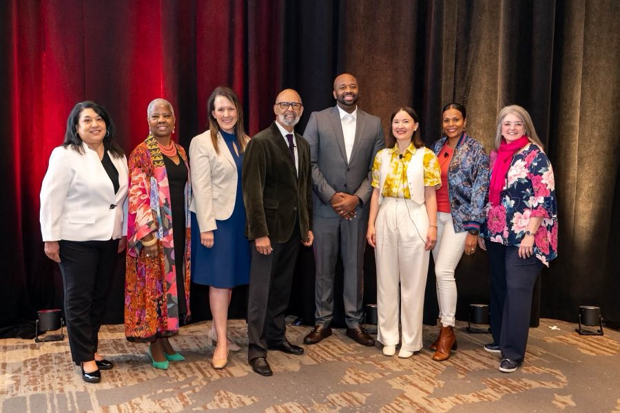 MichelleMooreTX's tweet photo. Thank you @Target for inviting @UNCF to participate on a dynamic @BCCCC panel to showcase the @Target Scholars Program. It was a joy to meet the team and tour your HQ. Appreciate your generous support and partnership that is changing the lives of #HBCU students. #BCconf23 https://t.co/mWE8NY7cqG