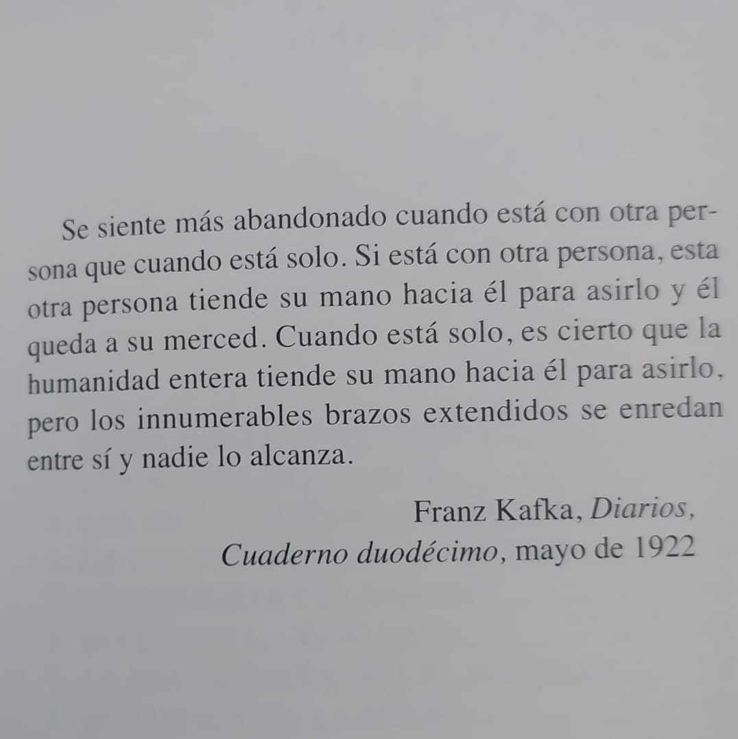 literlandweb1's tweet photo. Hace poco más de un siglo, también en mayo, Kafka escribía en su diario...Tal vez describiéndose a sí mismo. https://t.co/h2aPvtPjDs